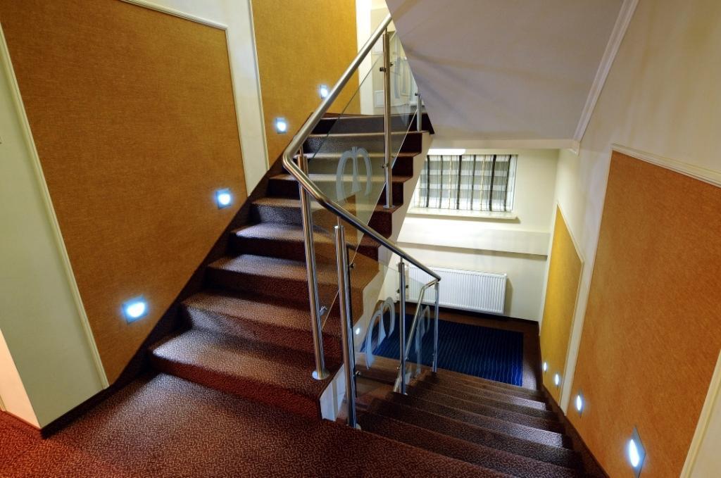 Hotel Martex Плоньск Экстерьер фото